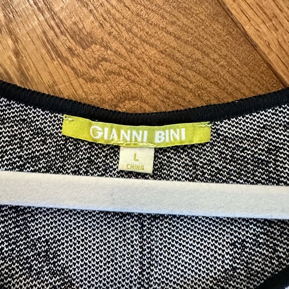 #336, Gianni Bini, Vintage fit and flare dress - Picture 3 of 3